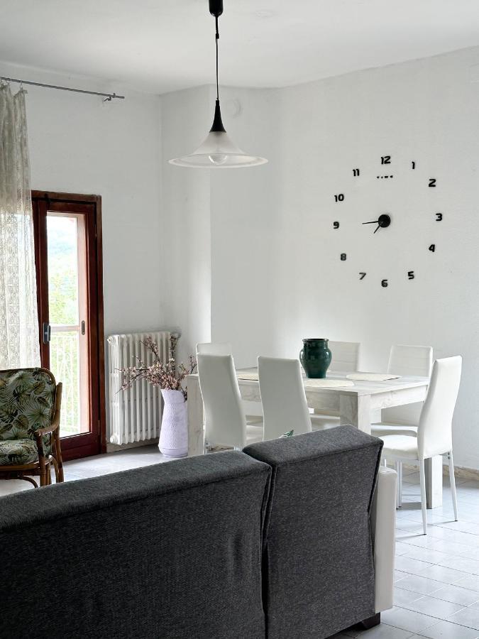 Villa Rosa Giustenice Eksteriør billede
