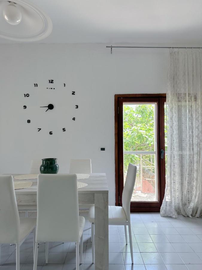 Villa Rosa Giustenice Eksteriør billede